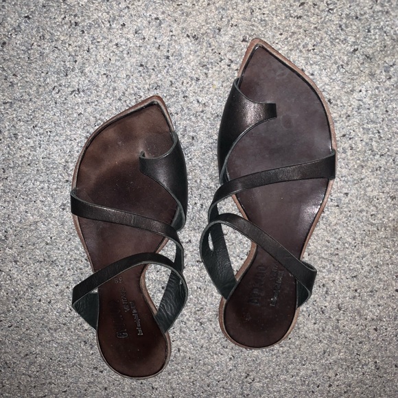 cydwoq Shoes - Vintage leather sandals